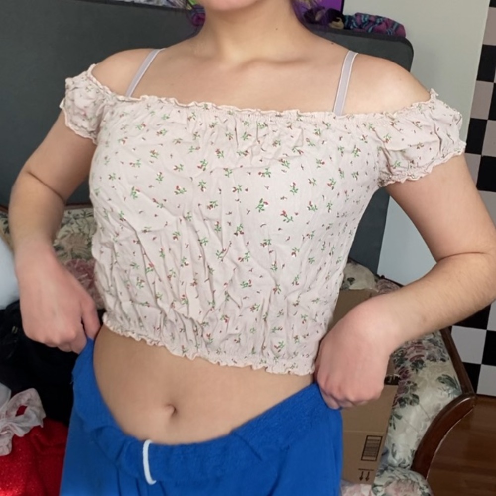 pink floral brandy melville off-the-shoulder top